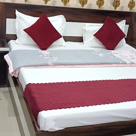 Shree Gorakhnath Guest House Ayodhya Εξωτερικό φωτογραφία