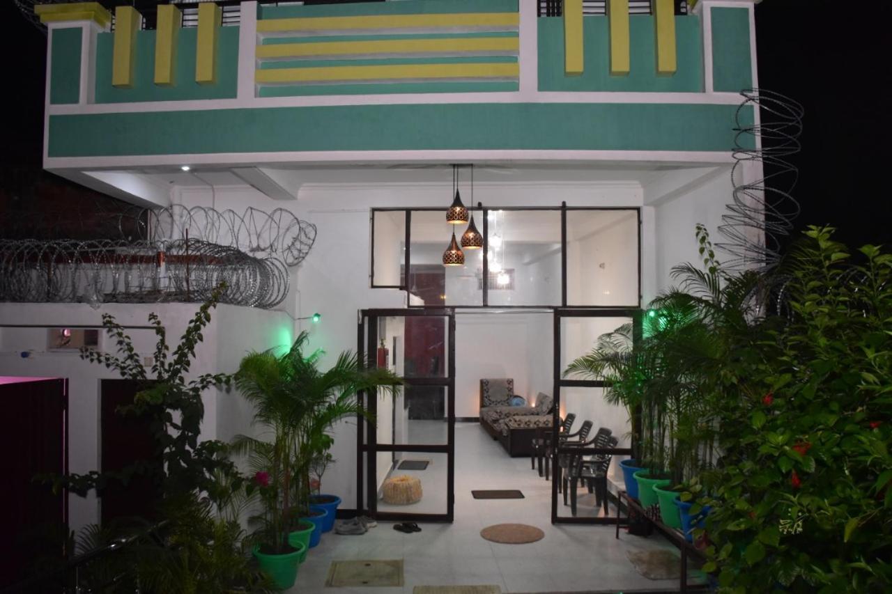 Shree Gorakhnath Guest House Ayodhya Εξωτερικό φωτογραφία