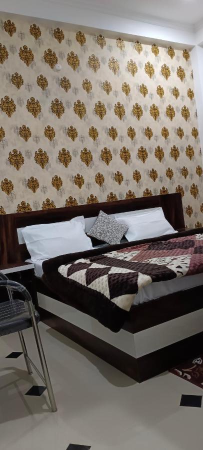 Shree Gorakhnath Guest House Ayodhya Εξωτερικό φωτογραφία
