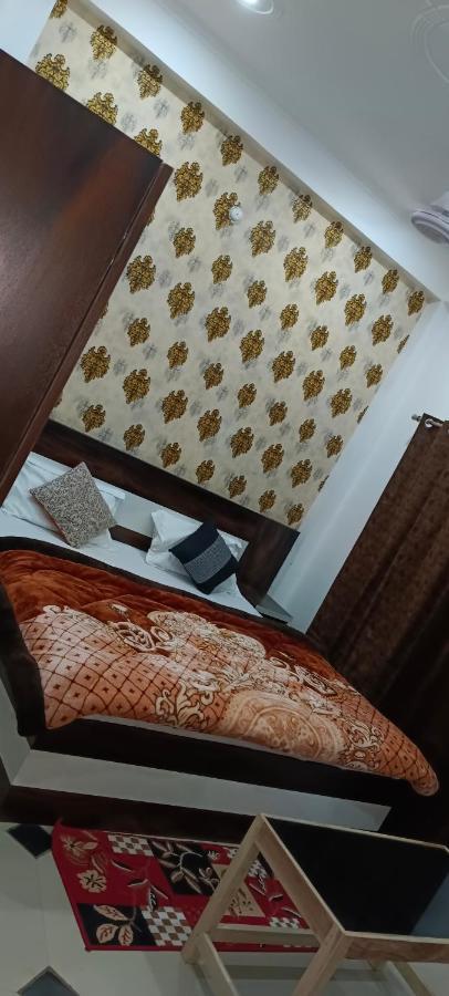 Shree Gorakhnath Guest House Ayodhya Εξωτερικό φωτογραφία