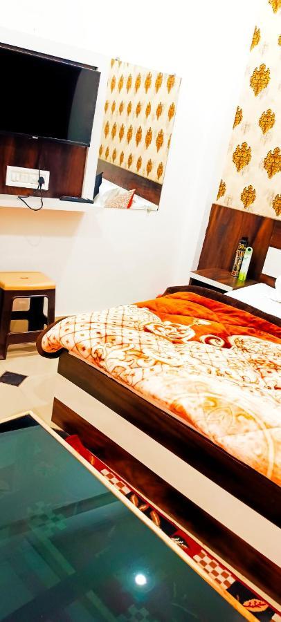 Shree Gorakhnath Guest House Ayodhya Εξωτερικό φωτογραφία