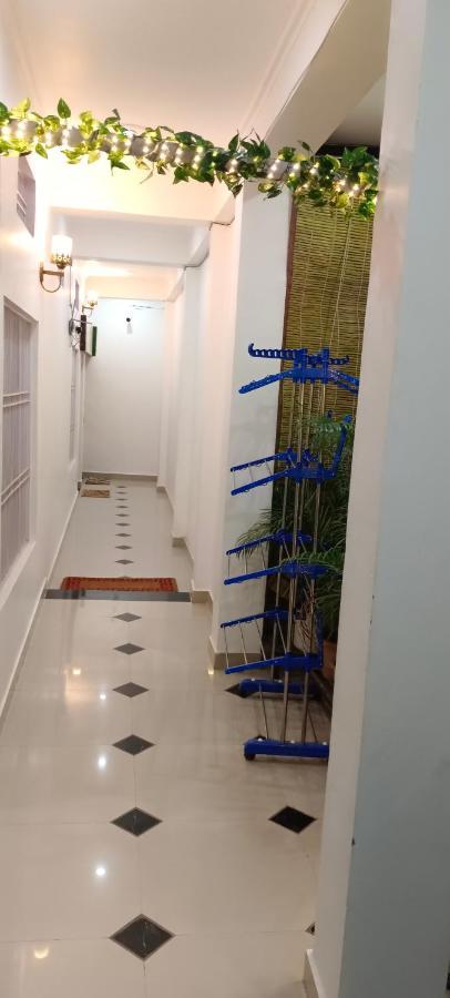 Shree Gorakhnath Guest House Ayodhya Εξωτερικό φωτογραφία