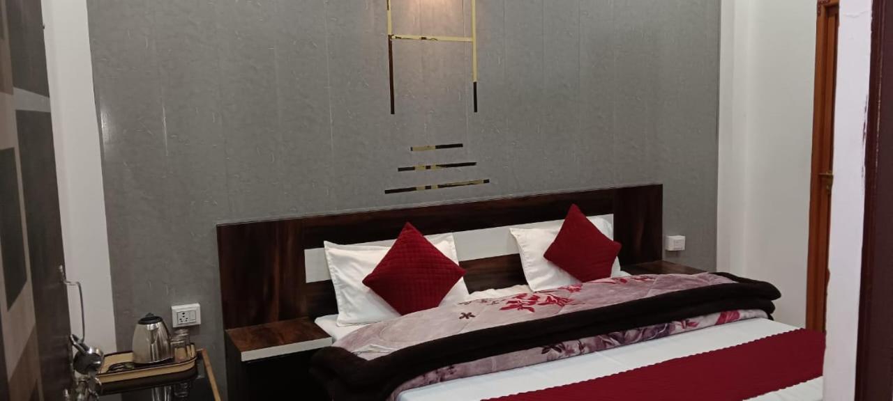 Shree Gorakhnath Guest House Ayodhya Εξωτερικό φωτογραφία