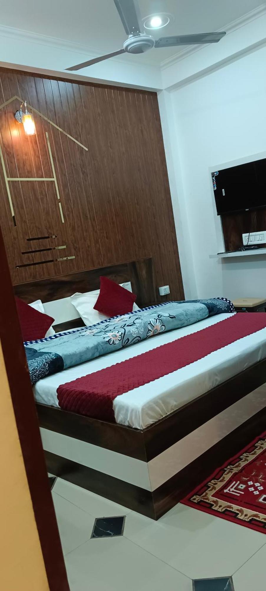 Shree Gorakhnath Guest House Ayodhya Εξωτερικό φωτογραφία