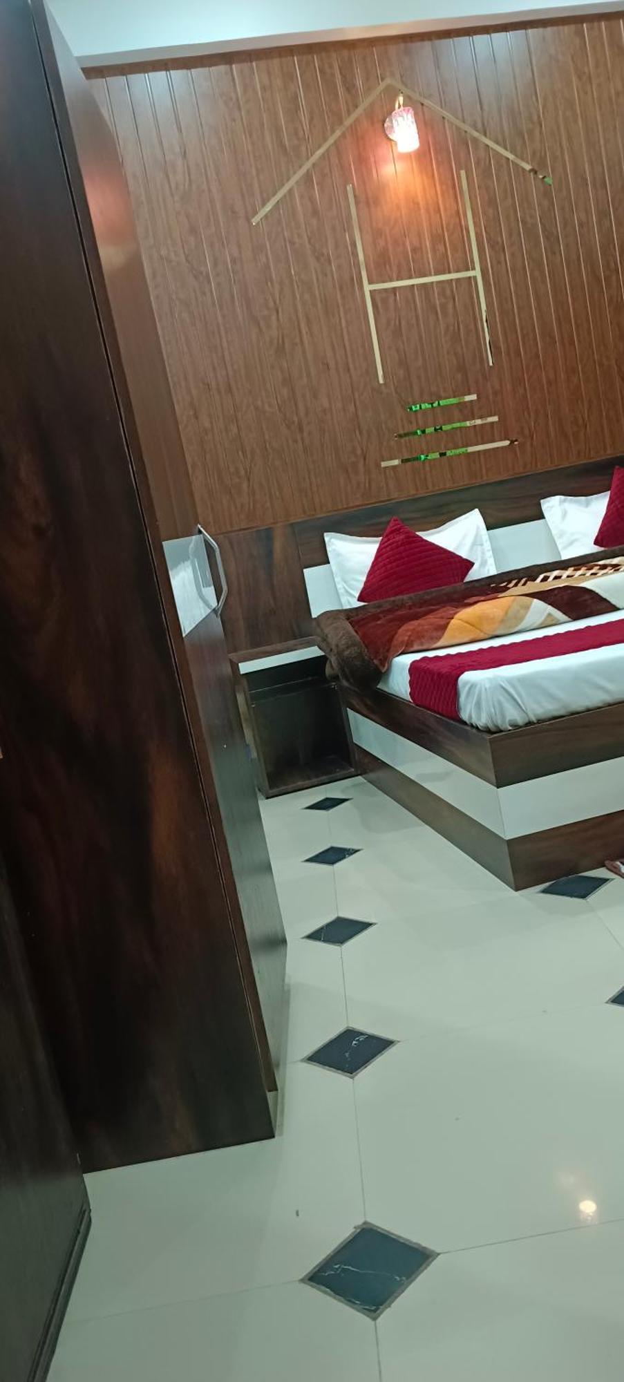 Shree Gorakhnath Guest House Ayodhya Εξωτερικό φωτογραφία